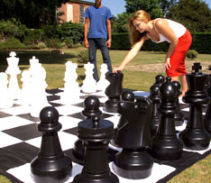 Giant Chess